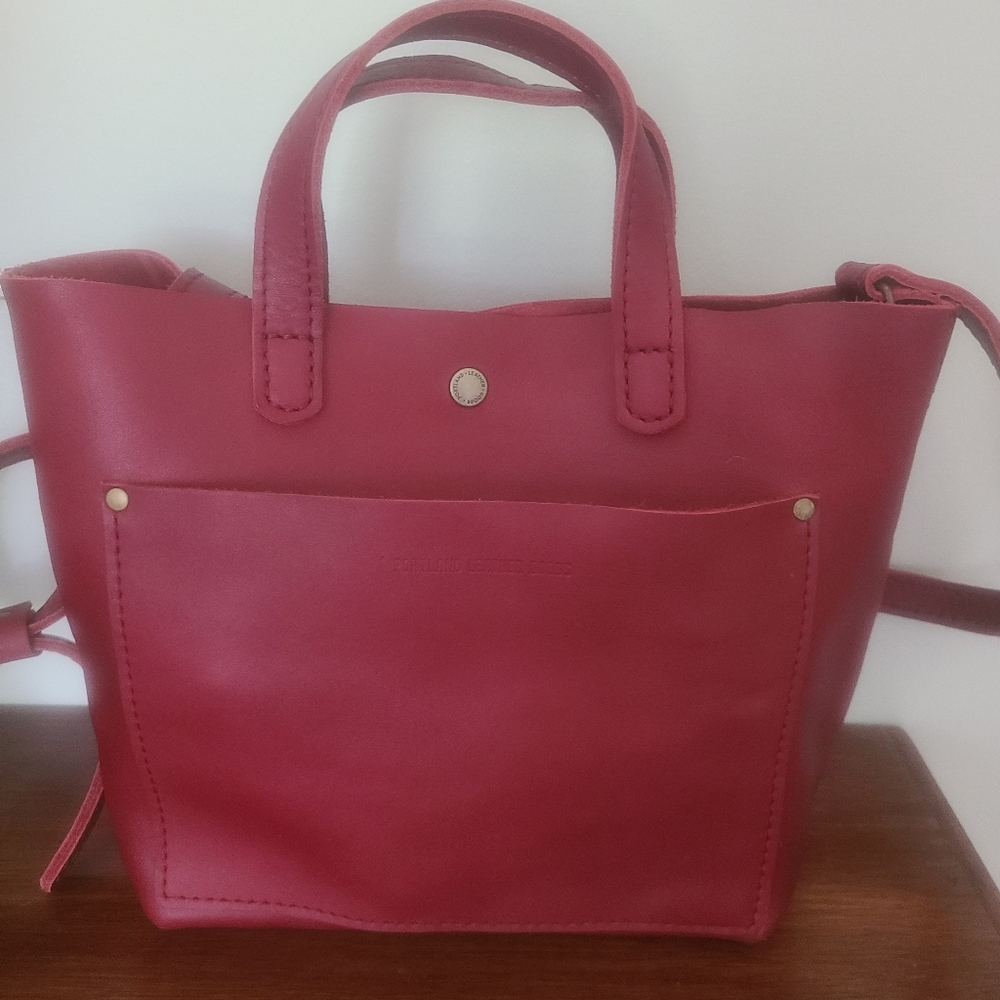 Portland Leather Goods GORGEOUS Cranberry leather mini crossbody bag